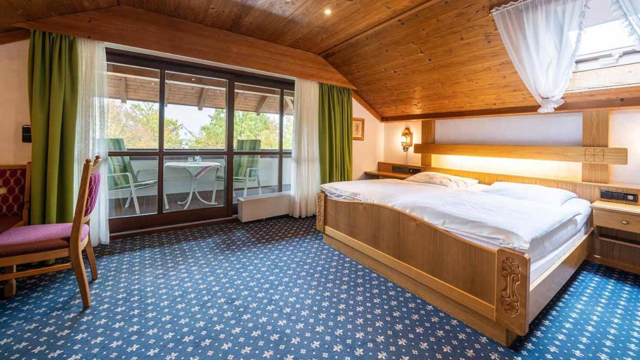 Hotel Alpina Hagnau am Bodensee Exterior foto