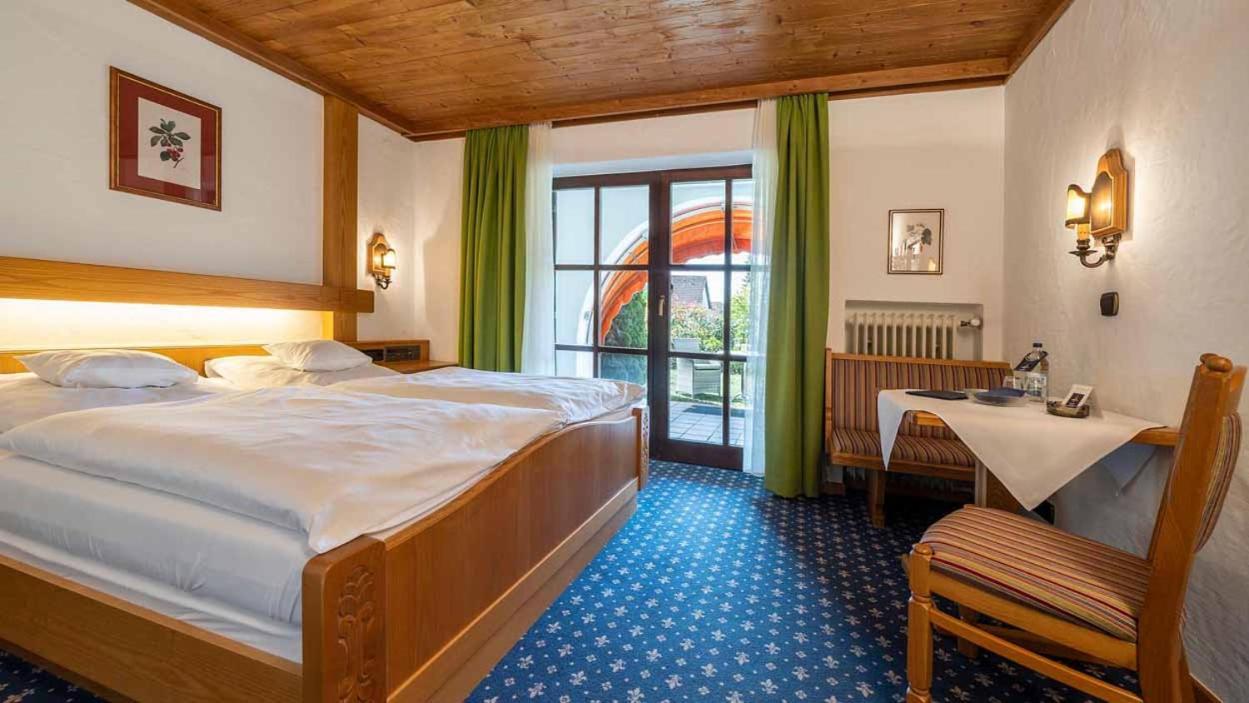 Hotel Alpina Hagnau am Bodensee Exterior foto