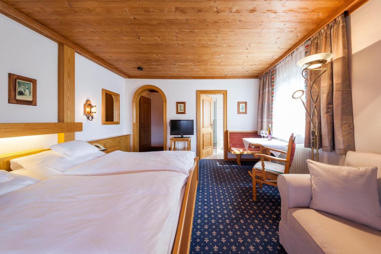 Hotel Alpina Hagnau am Bodensee Exterior foto